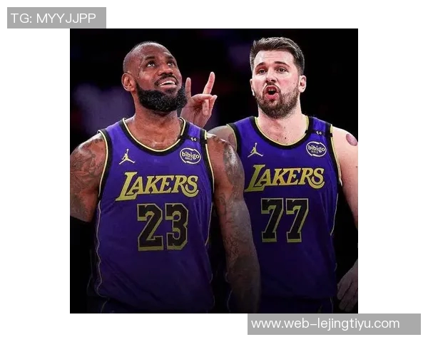 詹姆斯分享与东契奇里夫斯配合心得期待弱侧接球机会